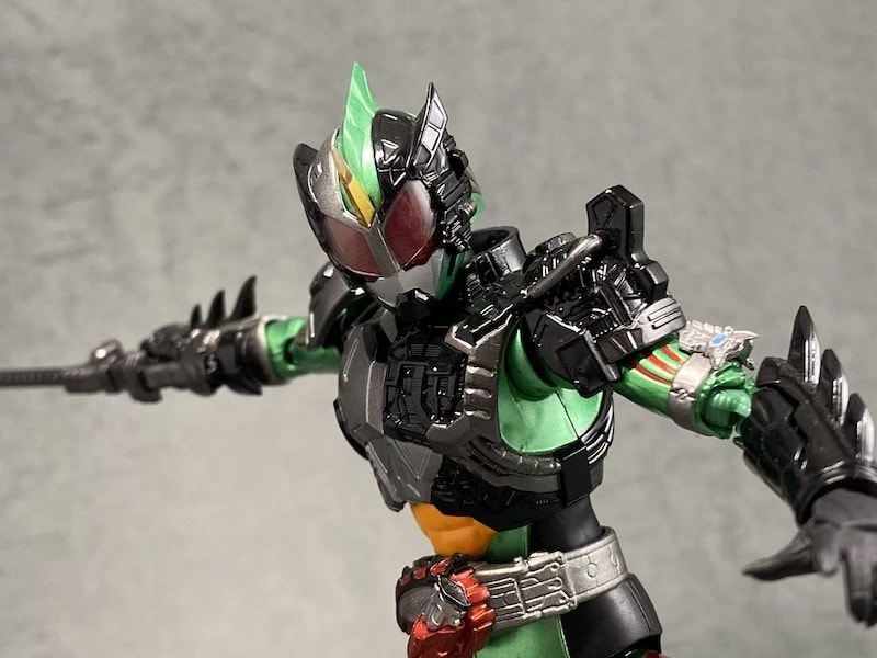 S.H.フィギュアーツ 仮面ライダーアマゾン ニューオメガの写真